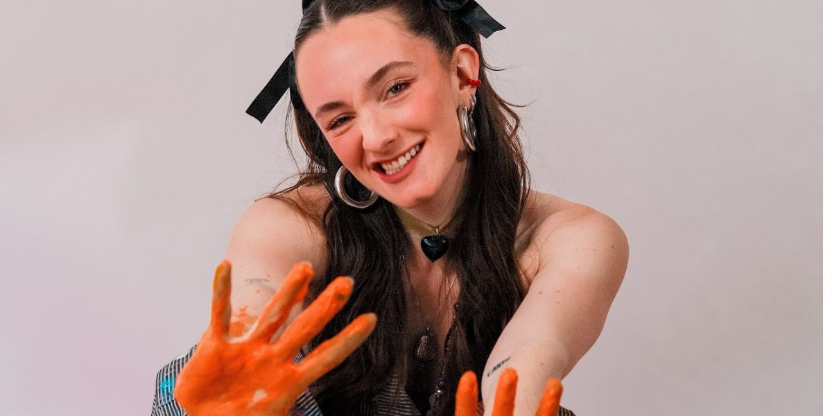 The Golden Canvas on feminist art and dating women for the first time
